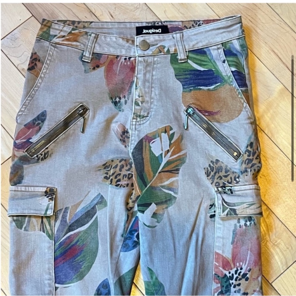 Desigual Camoflower Cargo Trousers beige floral print size 38 - Picture 4 of 12